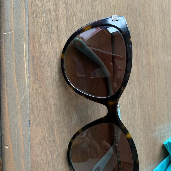 Tiffany & Co. Women’s sunglasses main image 4